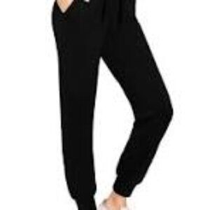 Women joggers